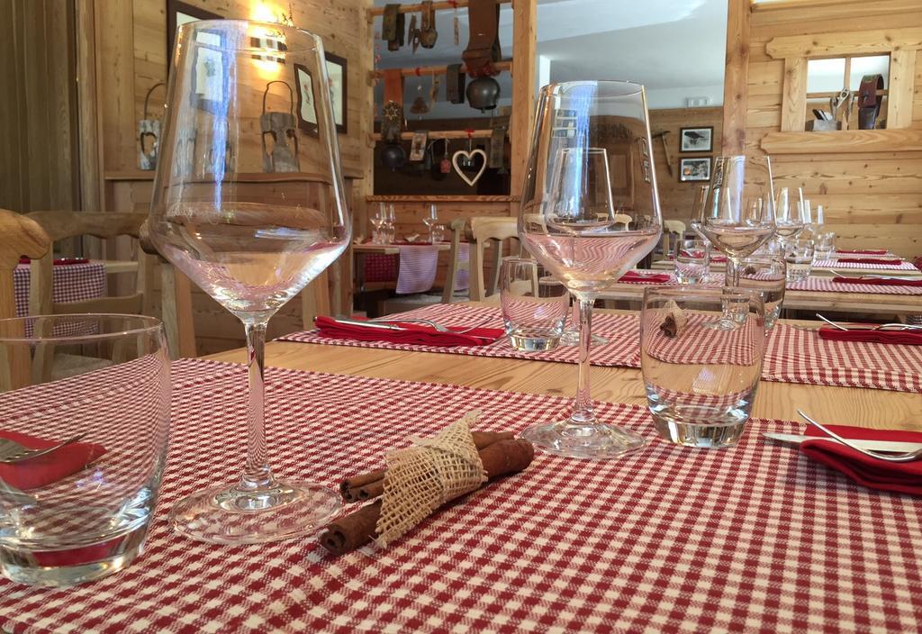 Albergo Alpenrose Ski&Bike Mountain Hotel Gressoney-Saint-Jean Esterno foto