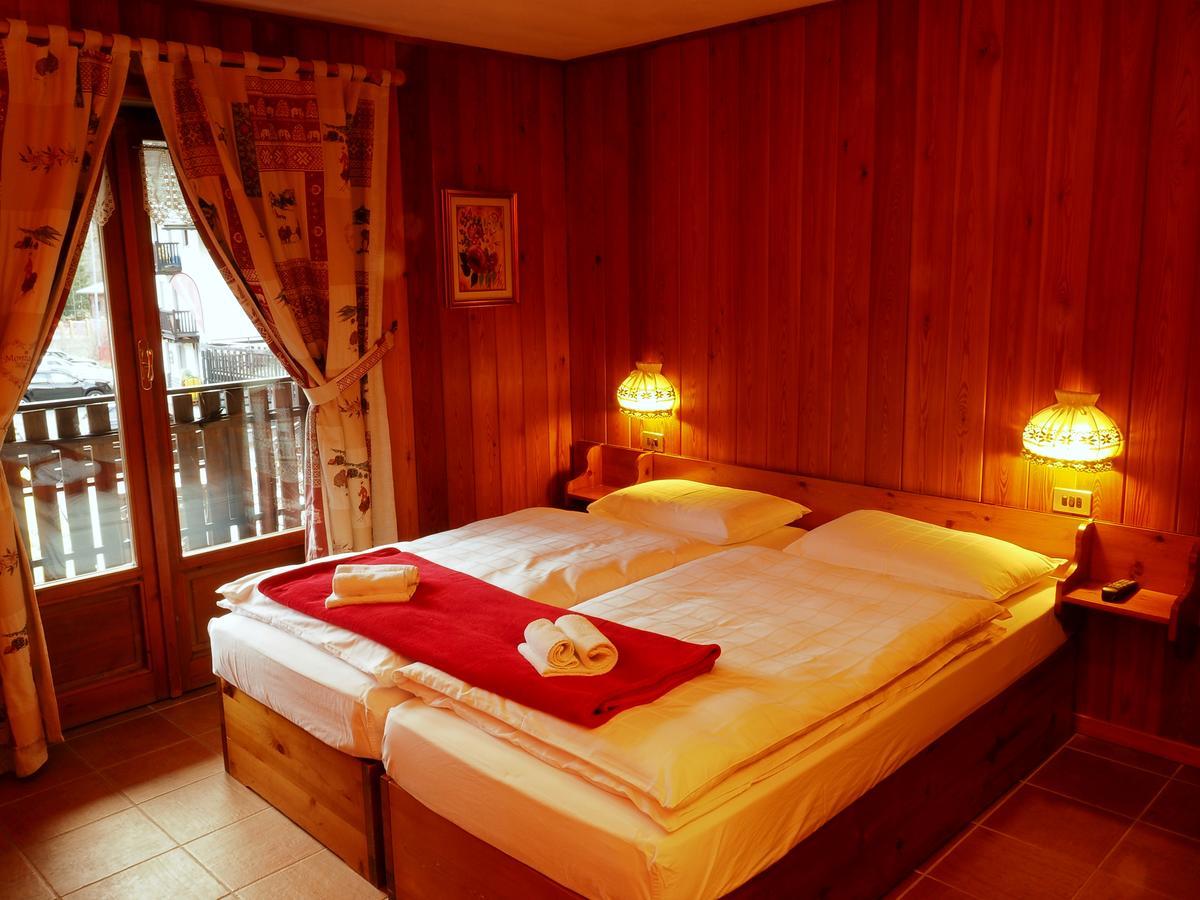 Albergo Alpenrose Ski&Bike Mountain Hotel Gressoney-Saint-Jean Esterno foto