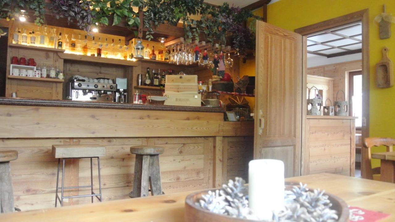 Albergo Alpenrose Ski&Bike Mountain Hotel Gressoney-Saint-Jean Esterno foto