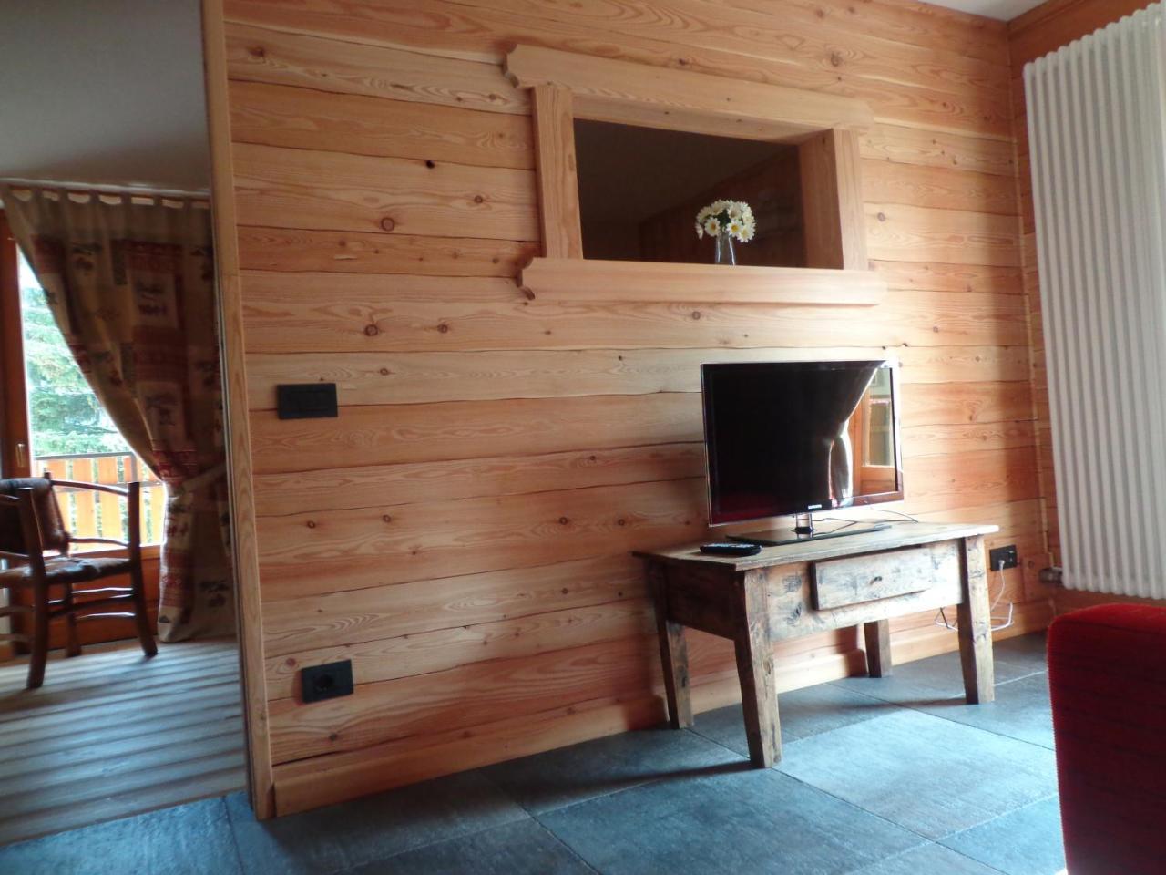 Albergo Alpenrose Ski&Bike Mountain Hotel Gressoney-Saint-Jean Esterno foto