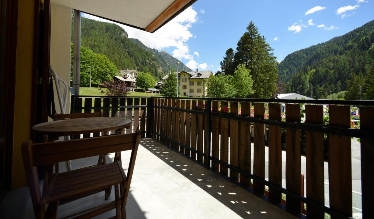 Albergo Alpenrose Ski&Bike Mountain Hotel Gressoney-Saint-Jean Esterno foto